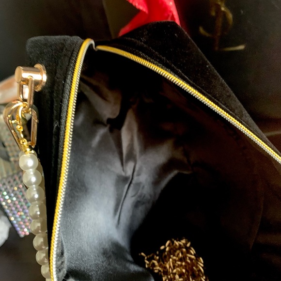 YSL Yves Saint Laurent Velour Cosmetic Bag to Crossbody Purse - Picture 4 of 8